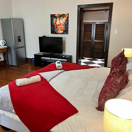Toni'S Cottage Graaff-Reinet Εξωτερικό φωτογραφία