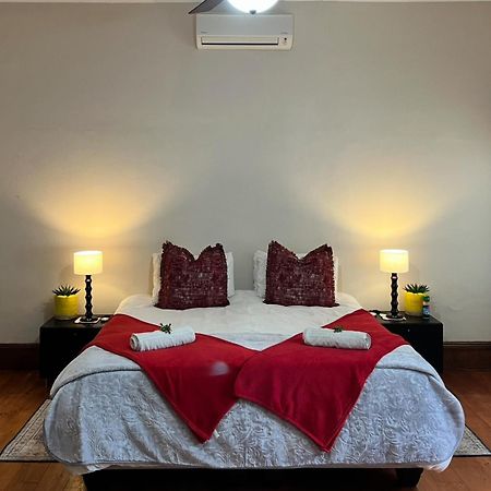 Toni'S Cottage Graaff-Reinet Εξωτερικό φωτογραφία