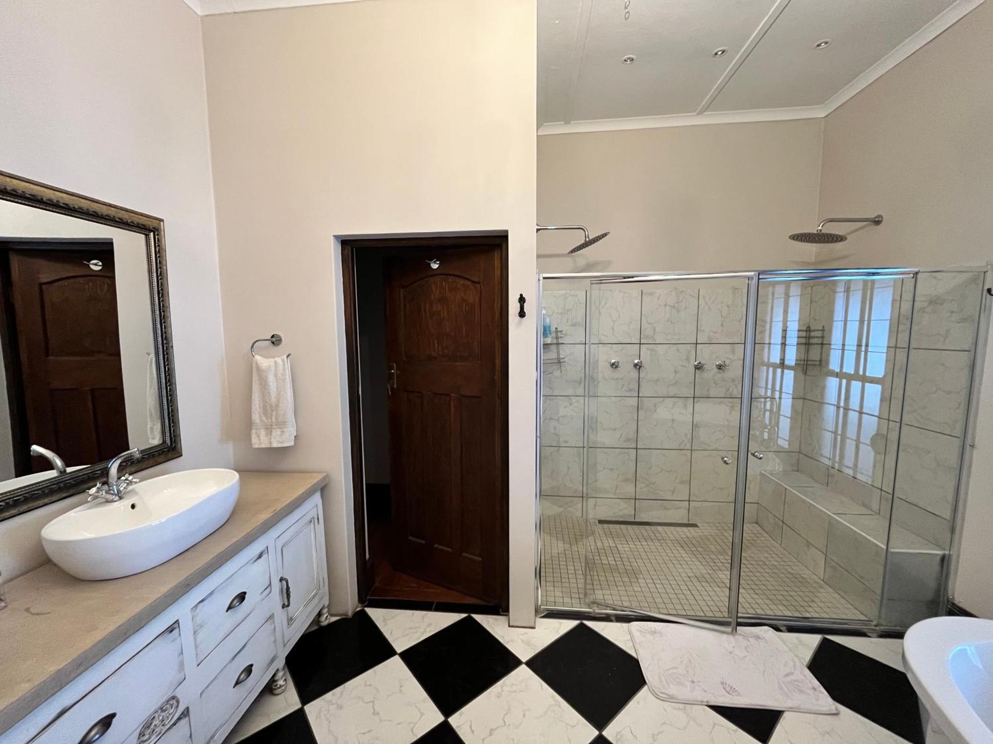 Toni'S Cottage Graaff-Reinet Εξωτερικό φωτογραφία
